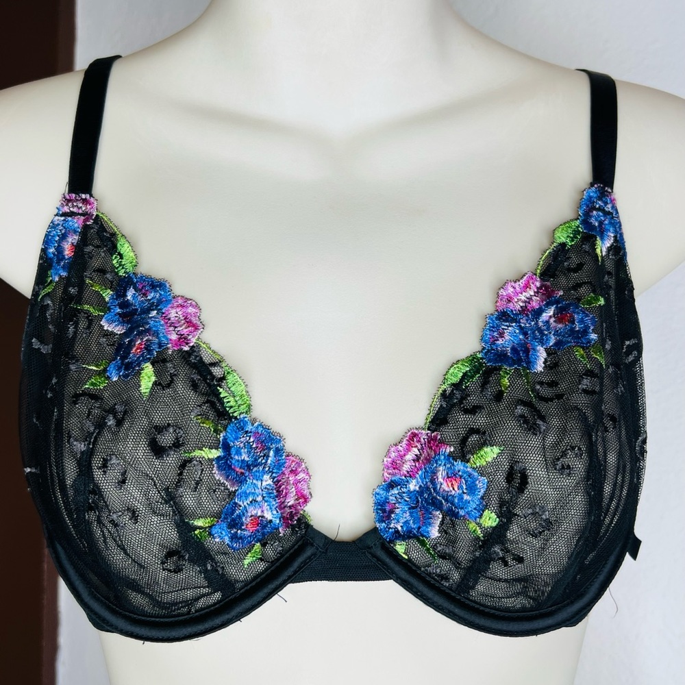Victoria’s Secret Black Leopard Floral Embroidered Unlined Demi Bra
